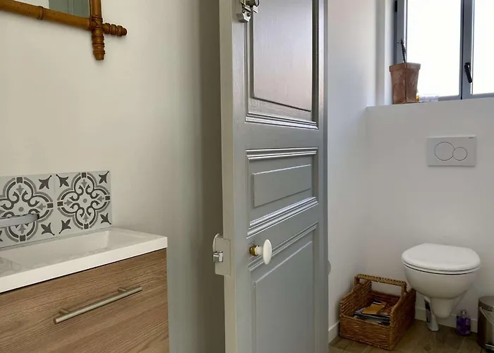 Willa Geranium Saint Gilles Croix De Vie